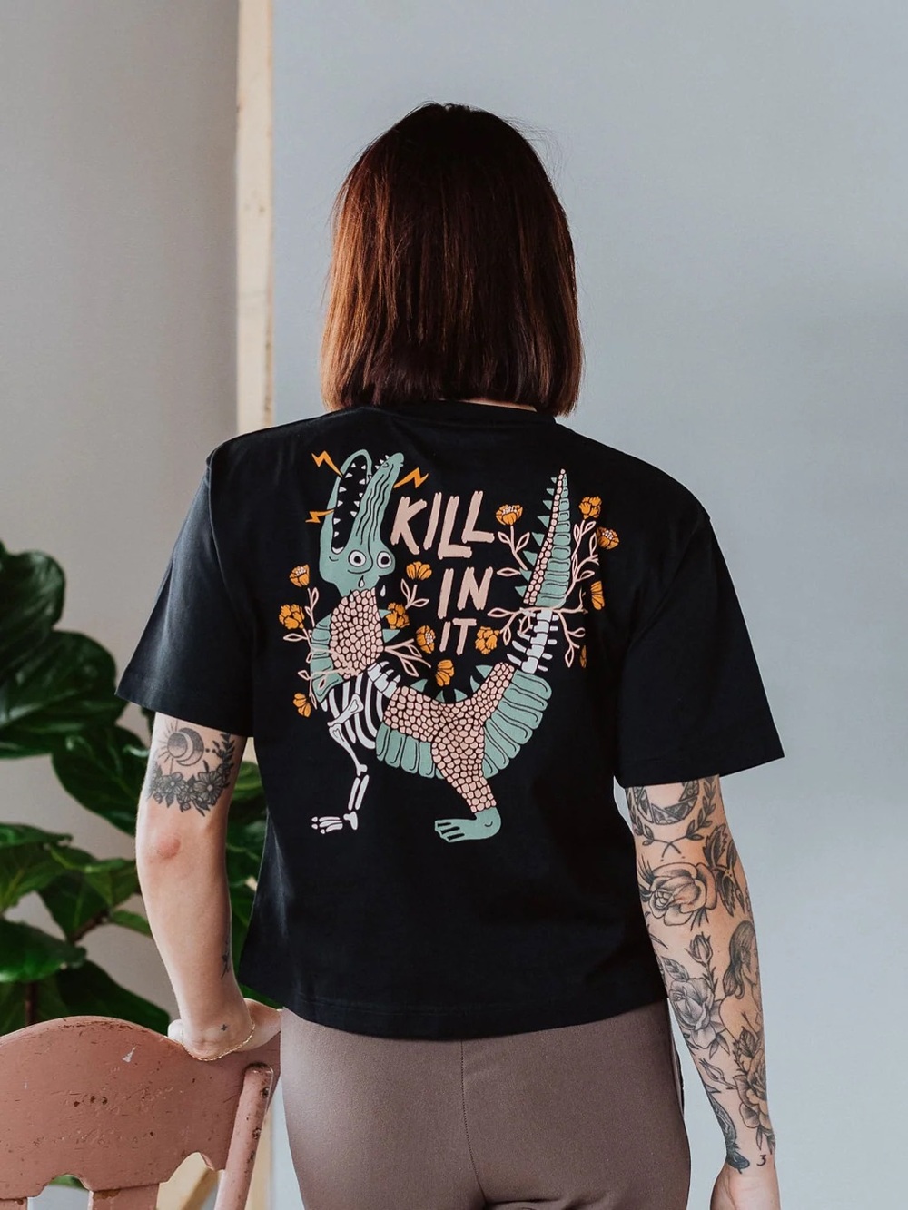 Killin' It Black Crop Tee with Cactus Graphic Sz S